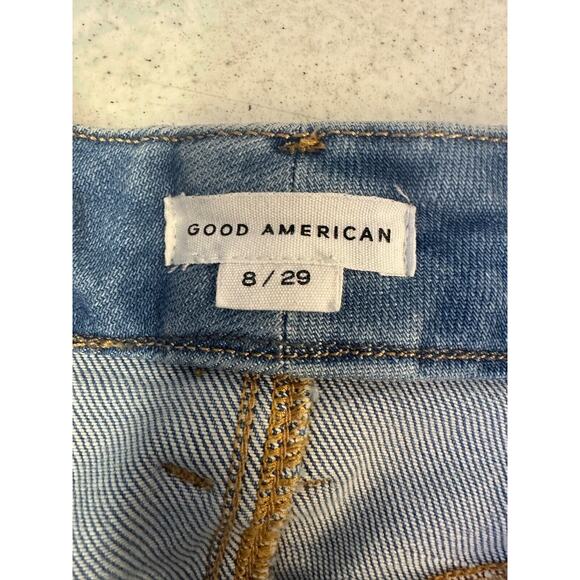 Good American Straight Leg Dart Back Pocket Jeans - Picture 6 of 11